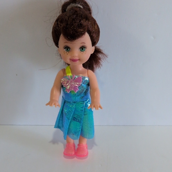 Barbie Family Set - 1966 Barbie, 1968 Ken, and 2017 Chelsea - Picture 16 of 16